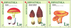 #362 Croatia - Mushrooms, Strip of 3 (MNH)