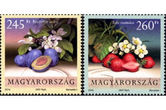 #4322-4323 Hungary - Fruit and Blossoms Type of 2011 (MNH)