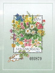 #3455 Hungary - Flowers of the Continents Type of 1990: Flowers of Europe S/S (MNH)