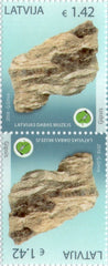 #988 Latvia - Gypsum Rock in Museum of Natural History, Tete-Beche Pair (MNH)